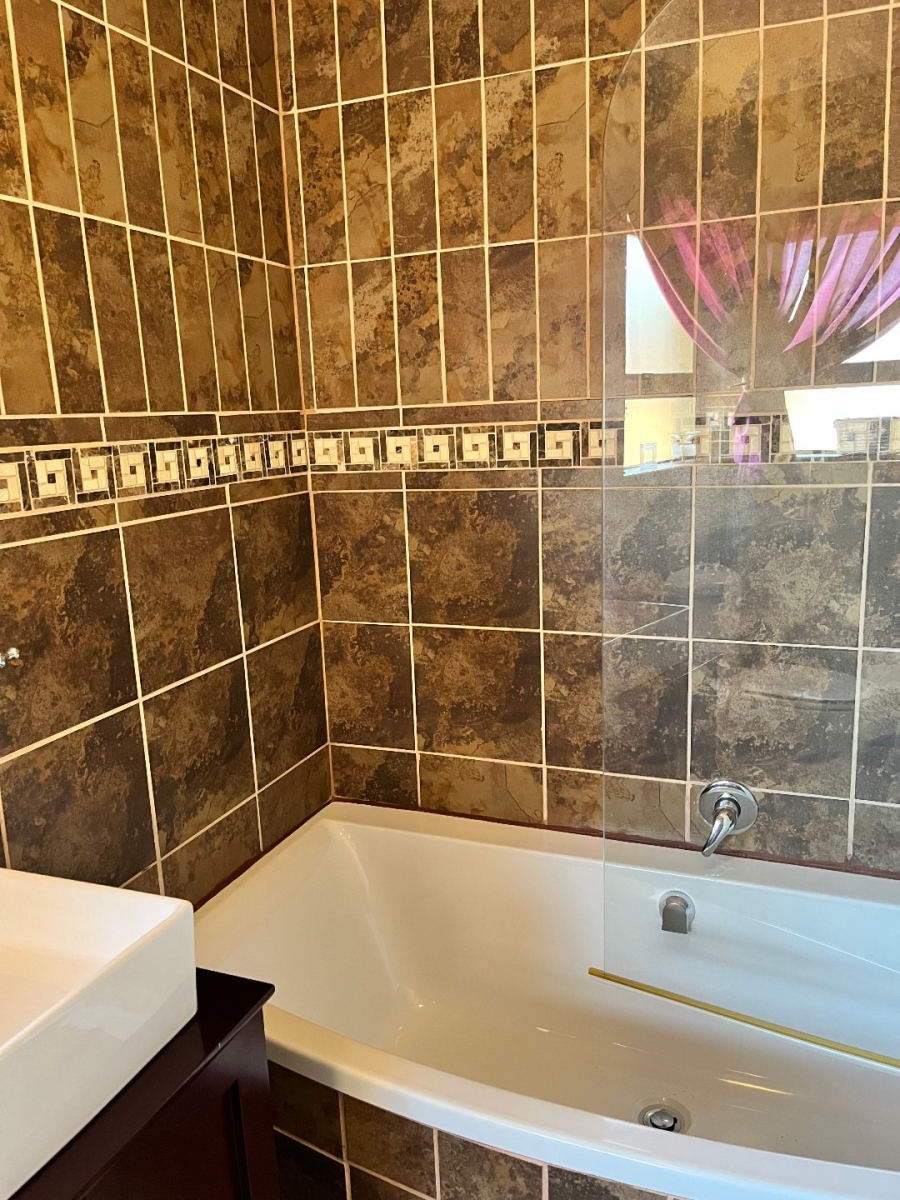 6 Bedroom Property for Sale in Tergniet Western Cape